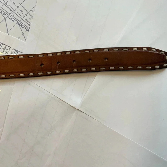 Men’s Brown Leather Belt with  Silver Buckle - Picture 6 of 7